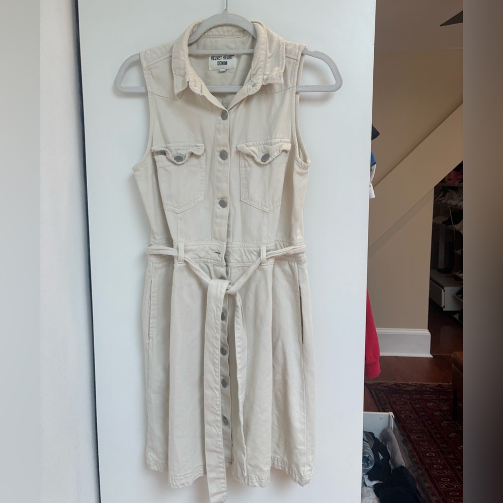 Velvet Heart Cream Buttoned Tie Front Denim Mini Dress